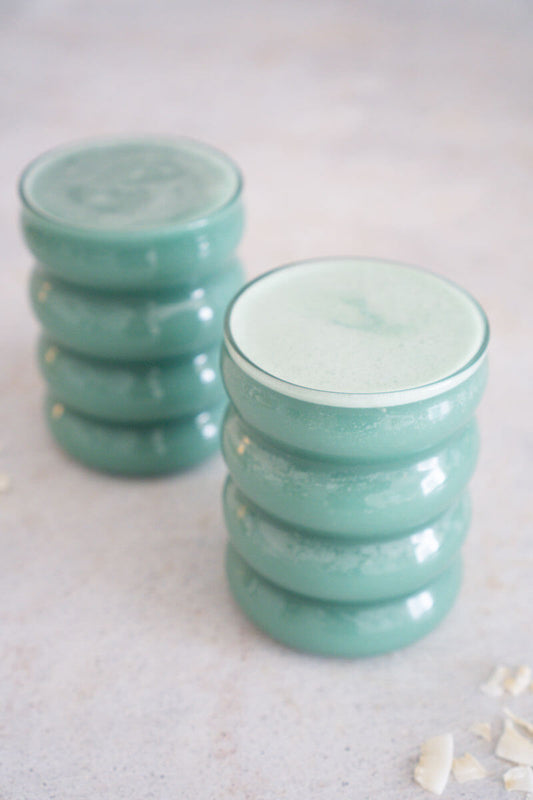 Spirulina-mjölk